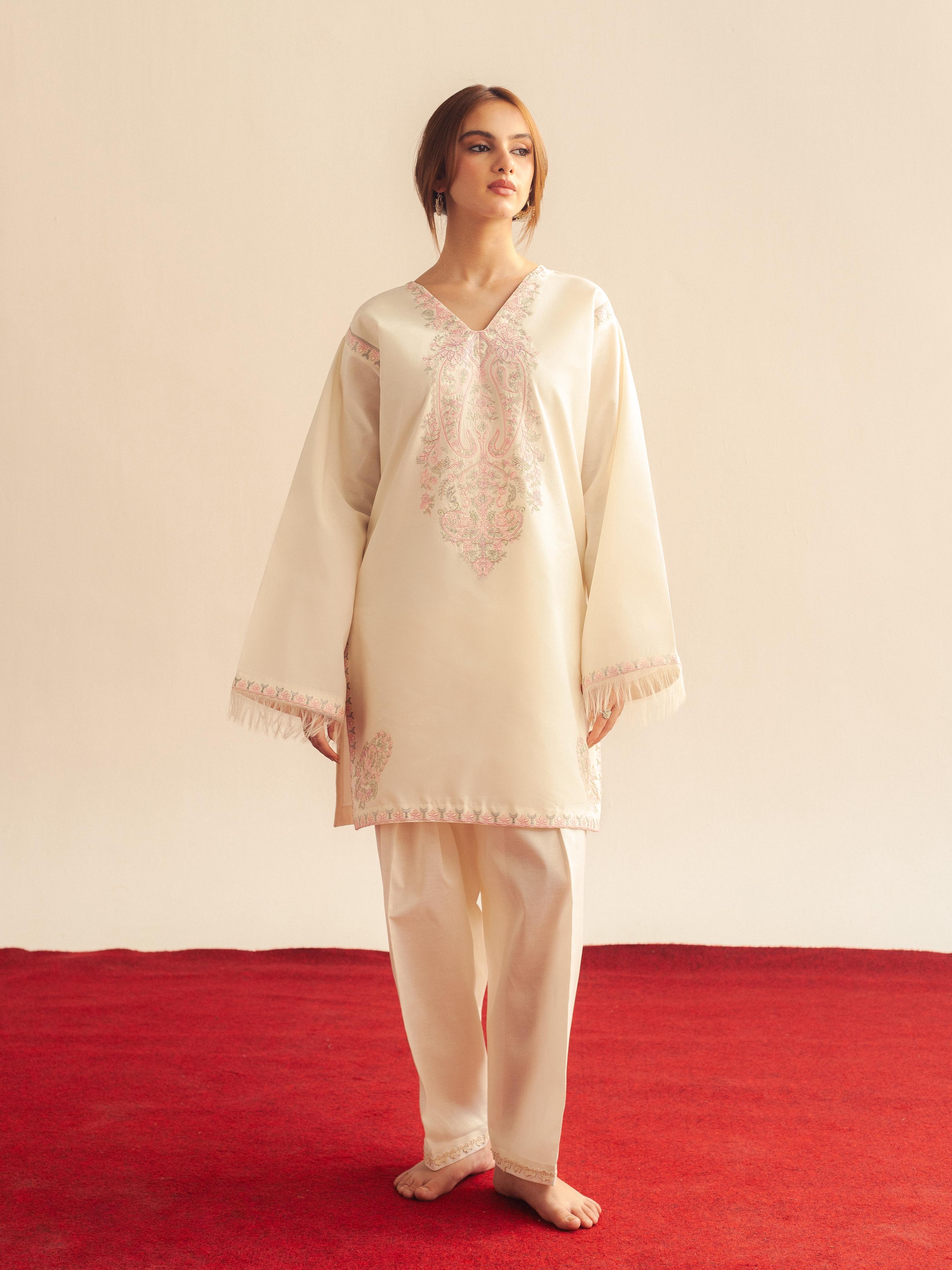 Ivory set with pastel embroidery