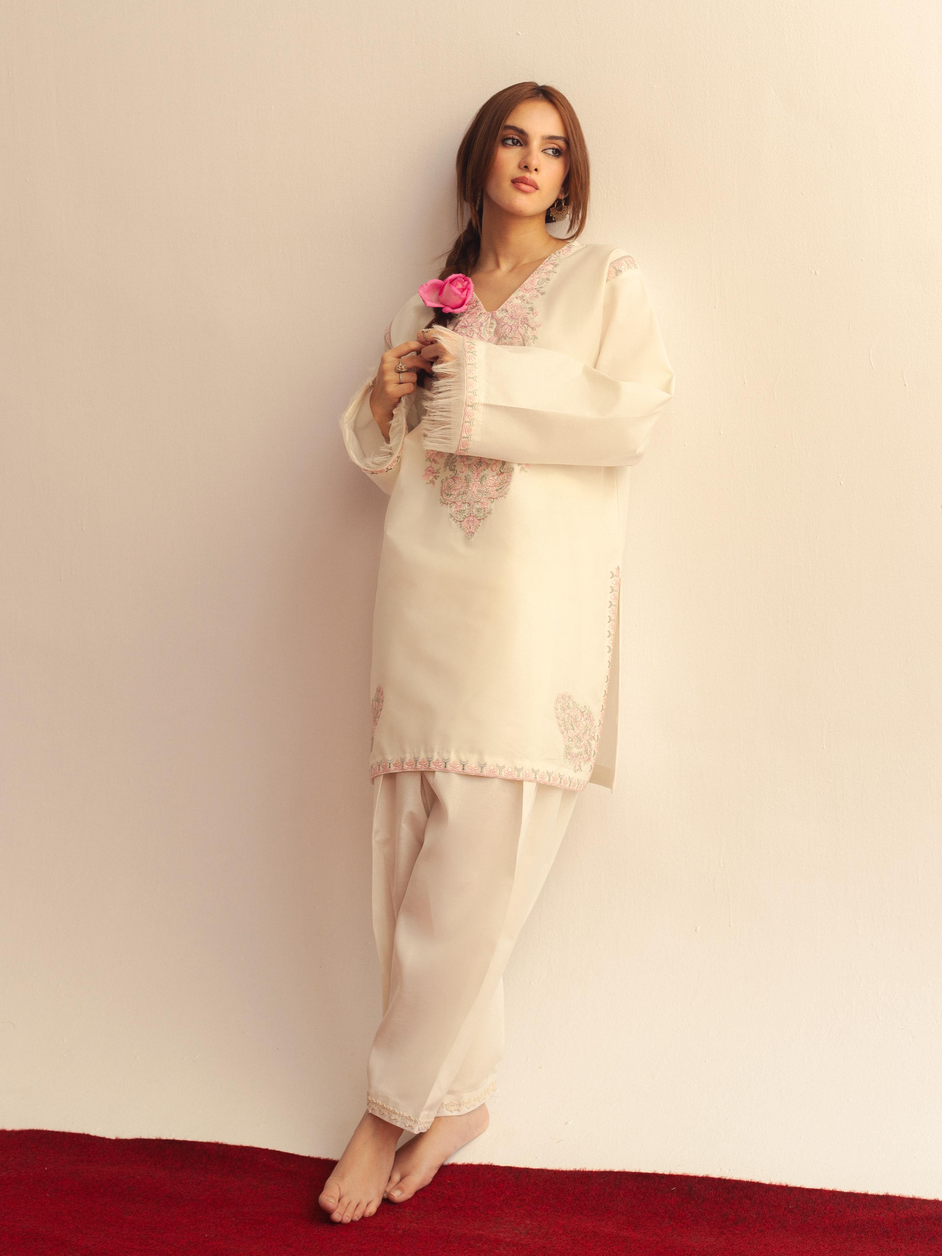 Ivory set with pastel embroidery